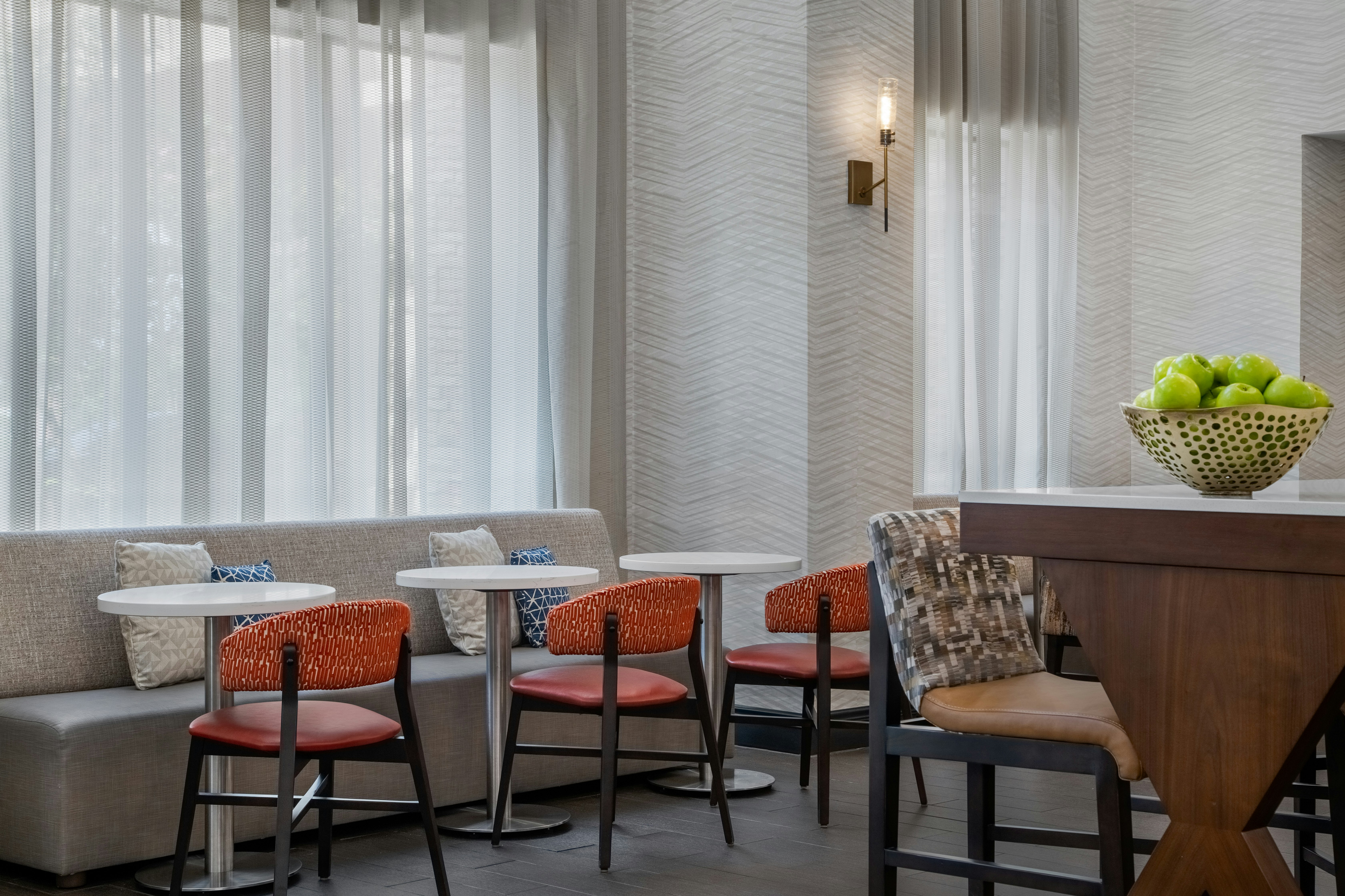 Hampton Inn and Suites Dallas Arlington North Entertainment District 35/45
