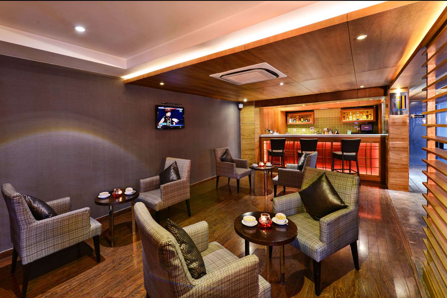 Quality Inn Gurgaon 4/9