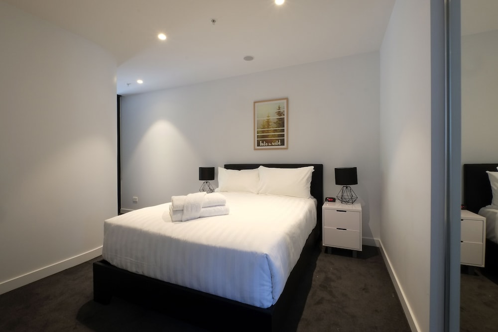 Turnkey Accommodation - North Melbourne 6/27