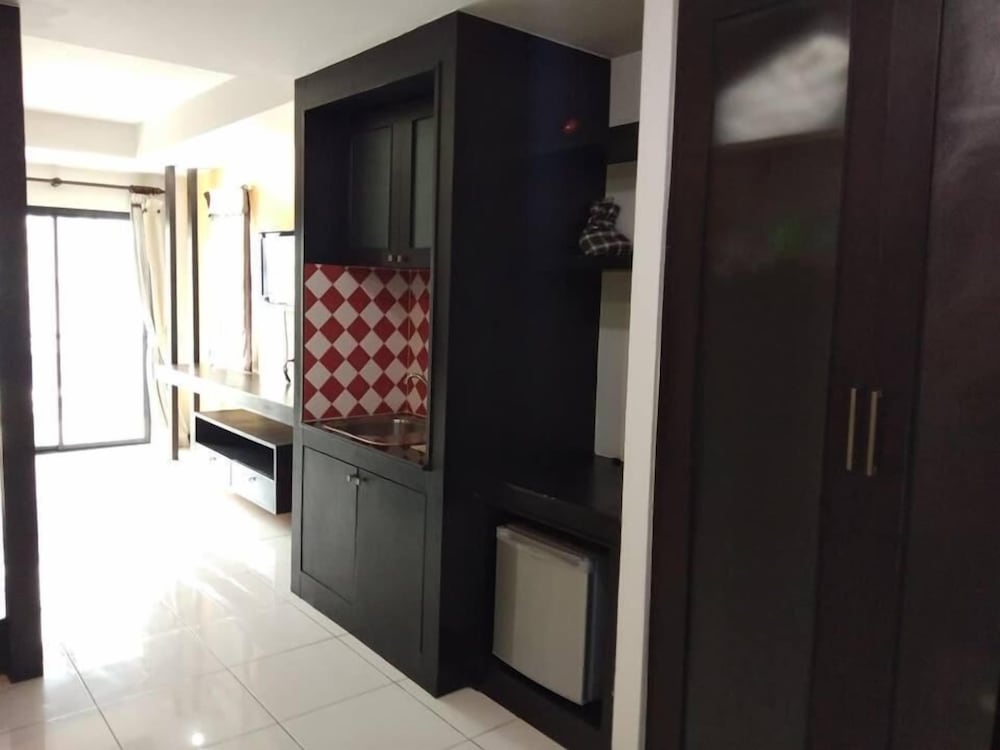 AMBER RESIDENCE 2/60