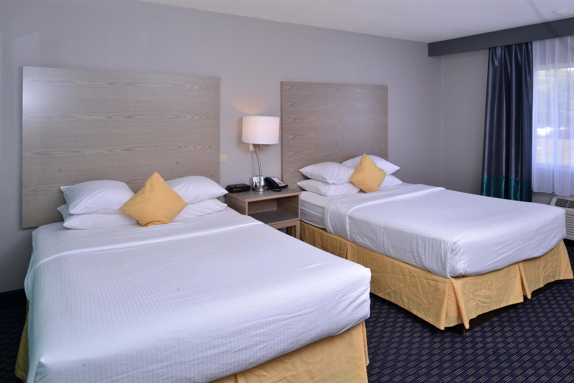 Standard, 2 Queen Beds