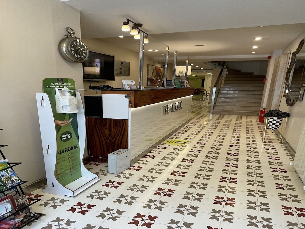 Wame Suite Hotel 21/85