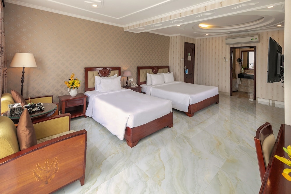 Bon Ami Hotel 25/71