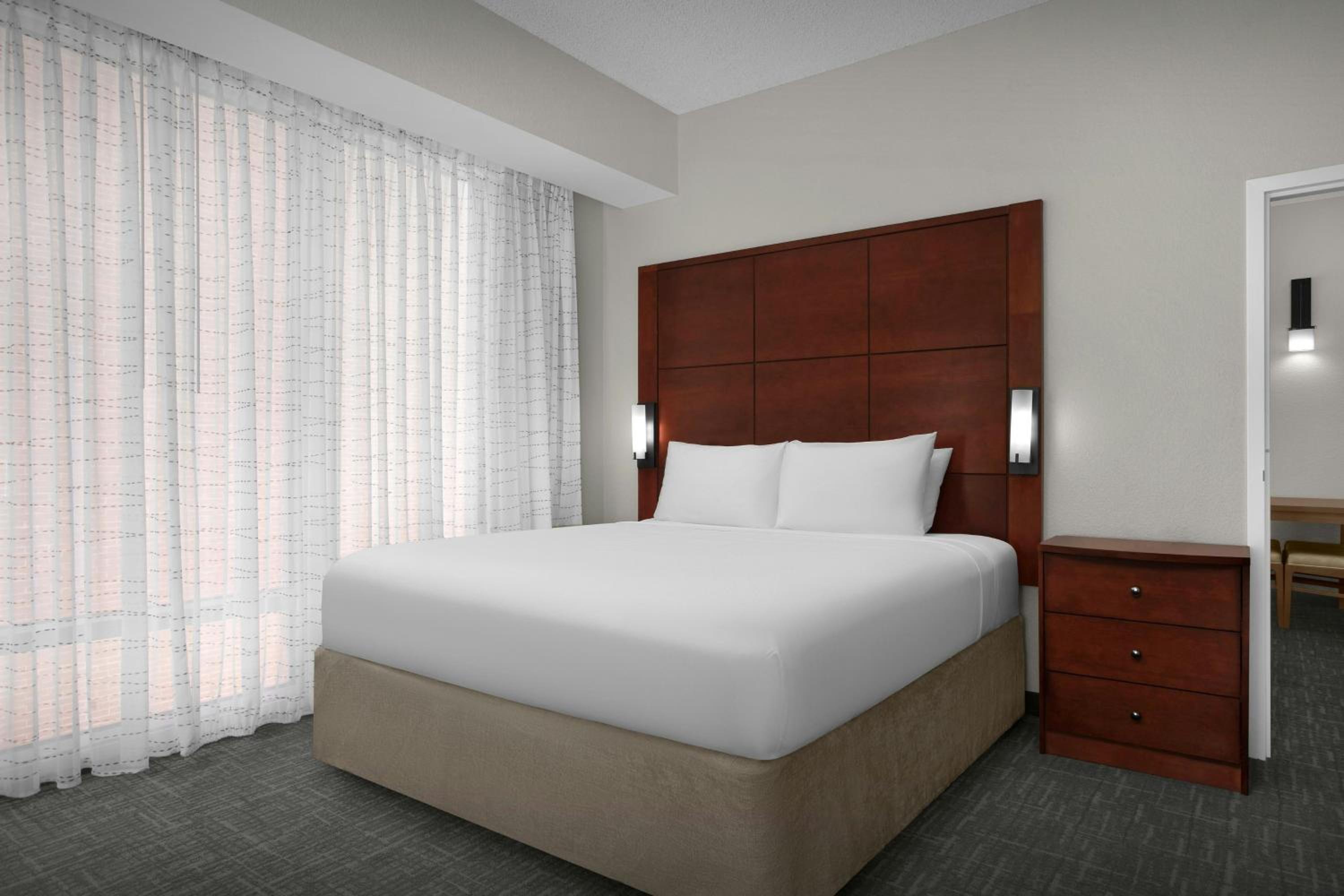 2 Bedrooms, Suite, 2 King Beds, Sofa