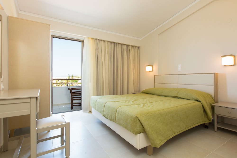 Trefon Hotel Apartments and Family Suites 23/73