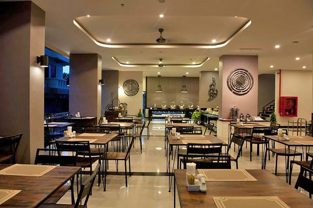 Gu Hotel 32/48