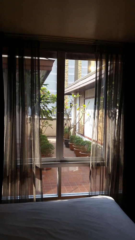 W 21 Hotel Bangkok 25/50