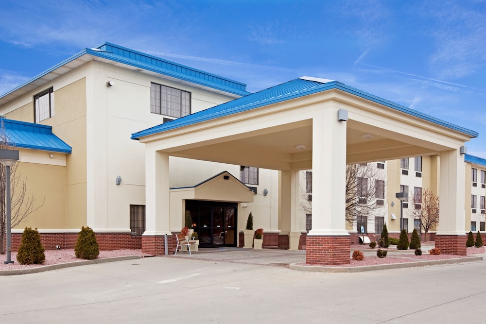 Holiday Inn Express Washington 5/45