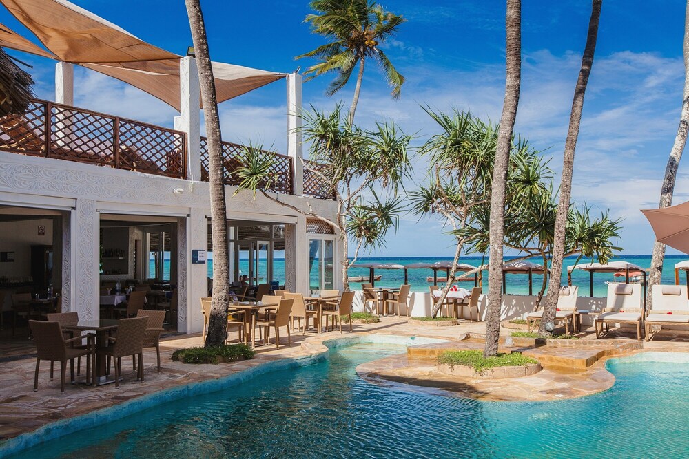 AHG Dreams Bay Beach Hotel - Adults Only 39/45