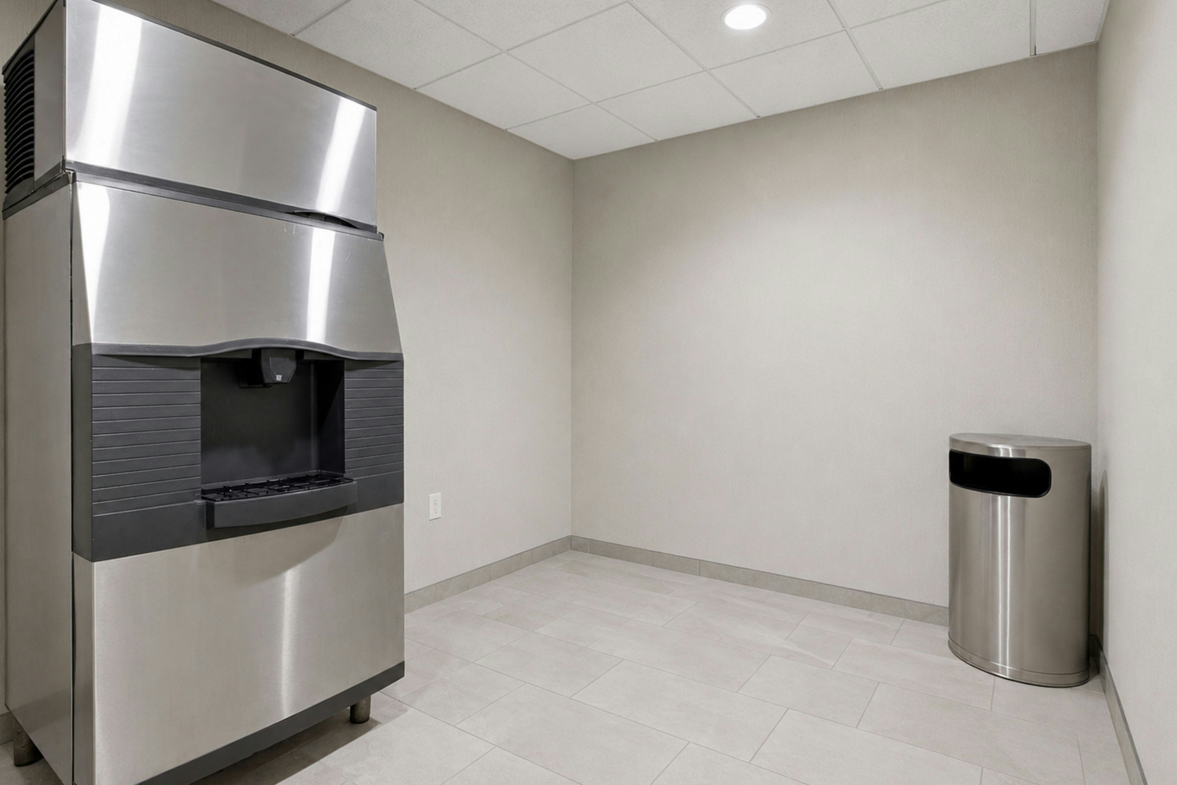 Fairfield by Marriott Inn and Suites Mount Pleasant, WI 8/19