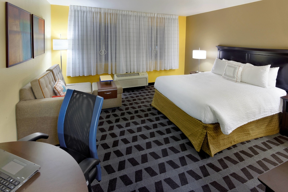 Towneplace Suites Joplin 9/46