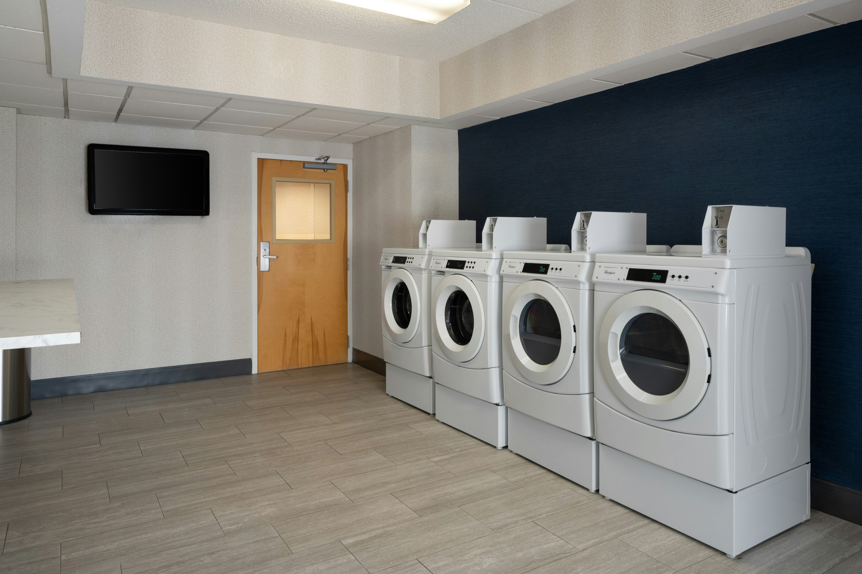 Hampton Inn Chambersburg 18/34