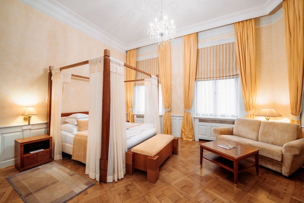 Ventana Hotel Prague 29/71