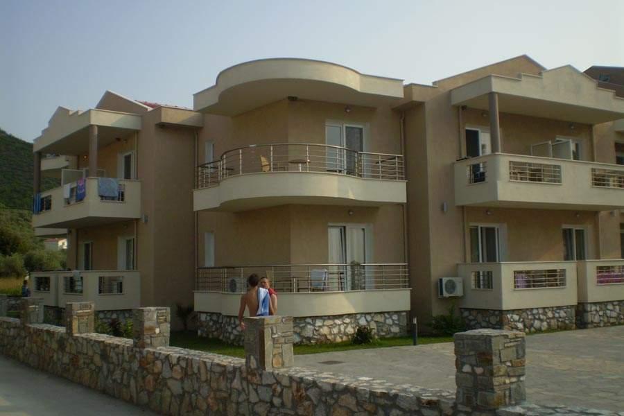 Rachoni Bay Resort 4/32