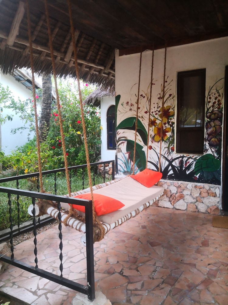 Mambo Ocean Resort 15/50
