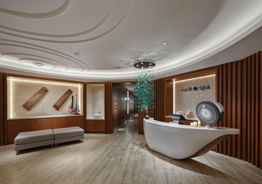 Hard Rock Hotel Dalian 5/41
