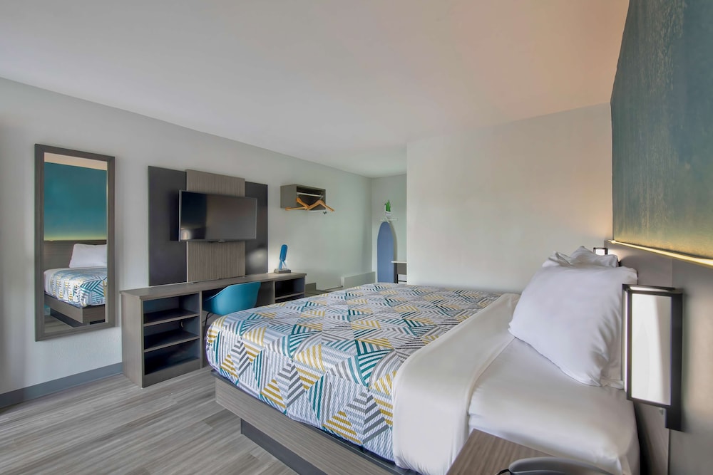 Studio6 Jackson, MS - I-55 26/41