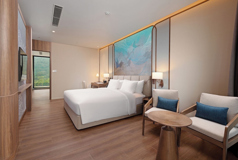 Wyndham Garden Sonasea Van Don 14/50
