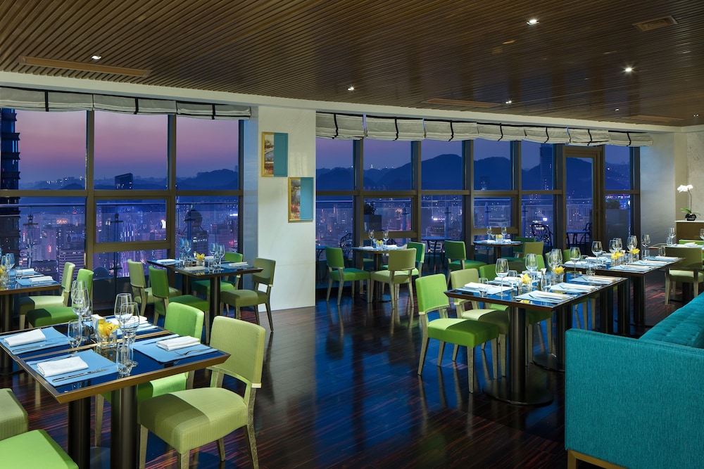 SOFITEL GUIYANG HUNTER 38/54