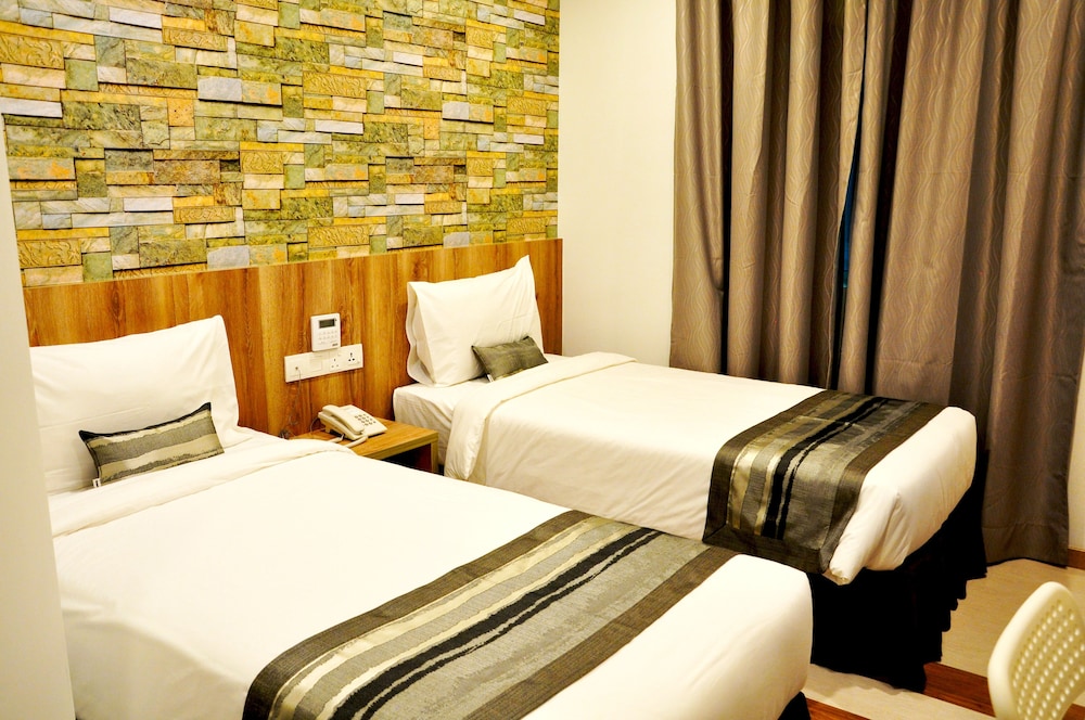 Valya Hotel 17/55