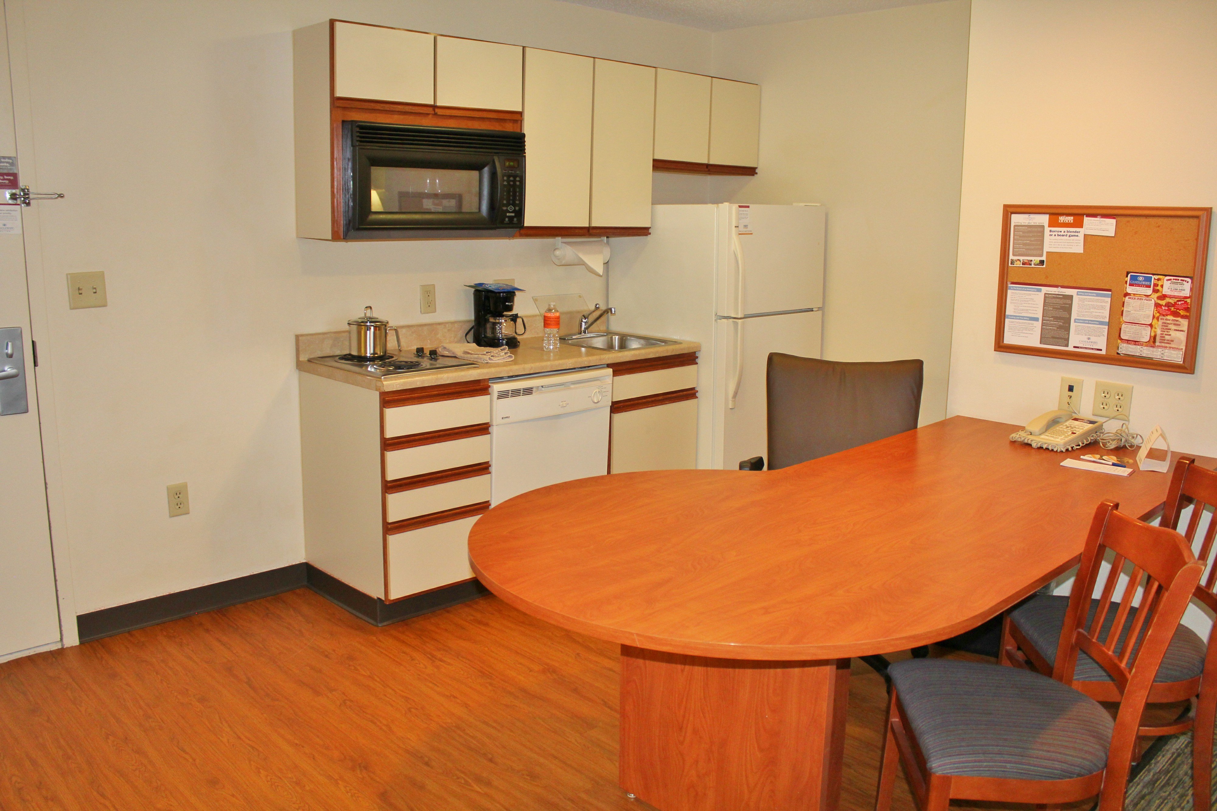 Candlewood Suites Syracuse-Airport 60/75