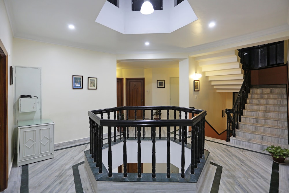 Hotel Niladri 17/25