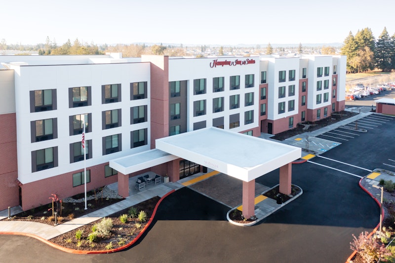 Hampton Inn & Suites Santa Rosa, CA 1/25