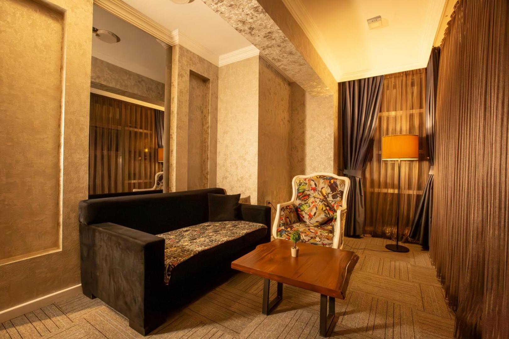 double bond hotel spa