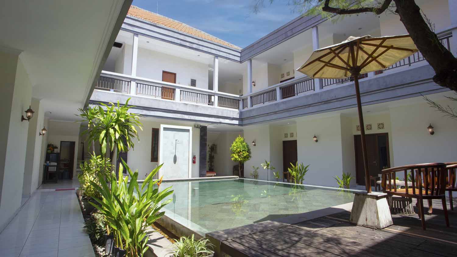 OYO 3910 Teges Inn 44/50