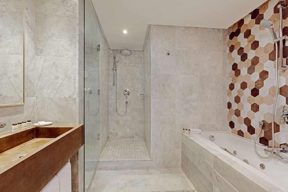Sheraton Tunis Hotel 12/48