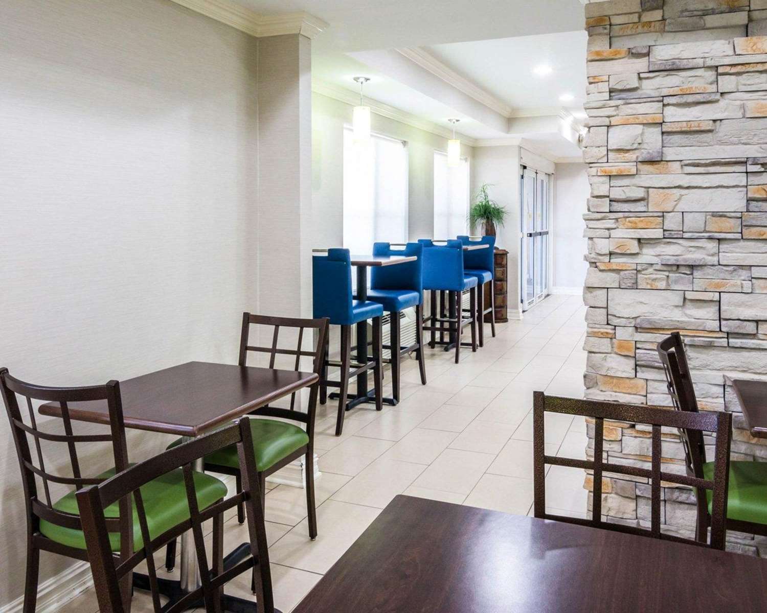 Quality Inn & Suites West Monroe 29/46