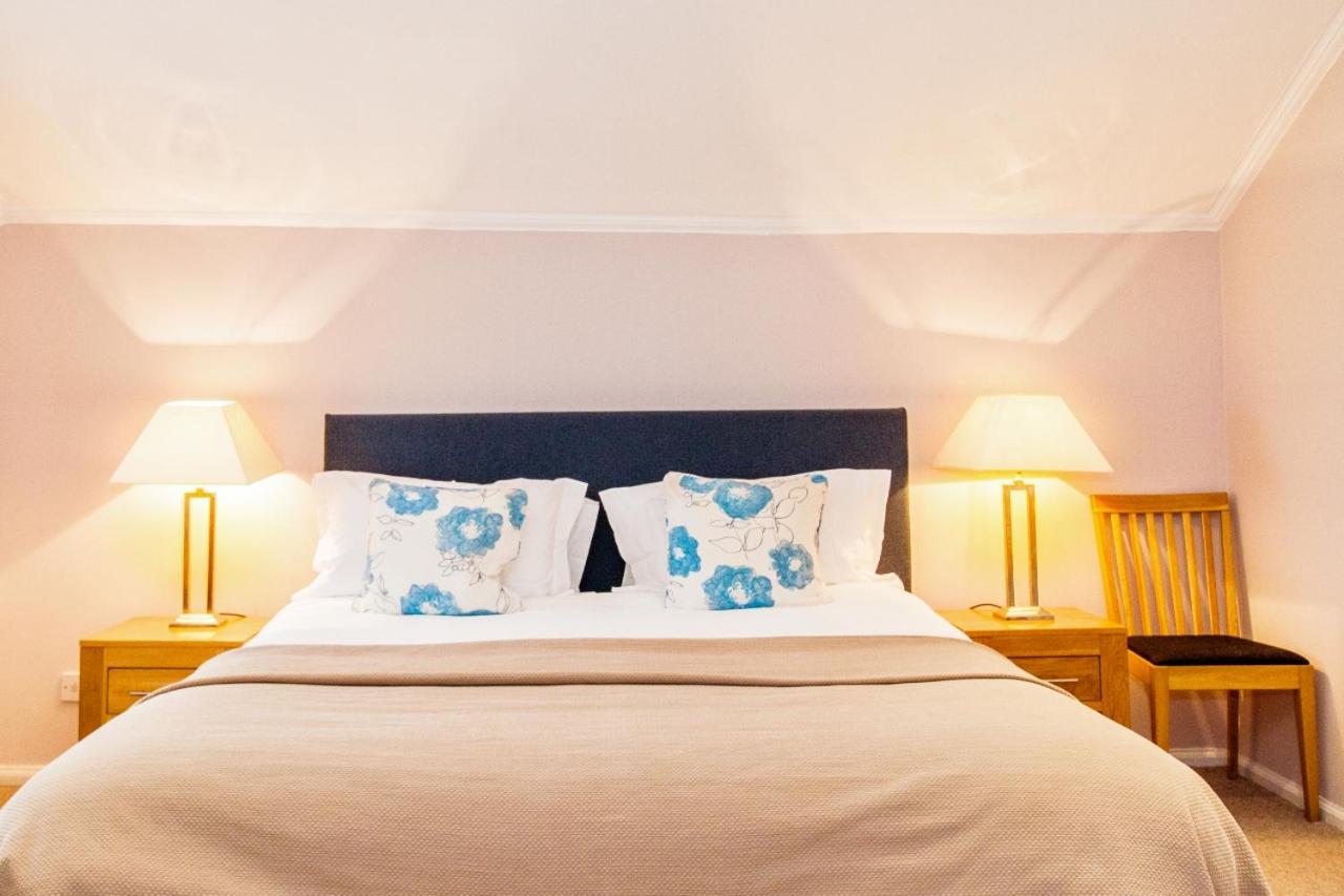 Colonsay Hotel 20/50