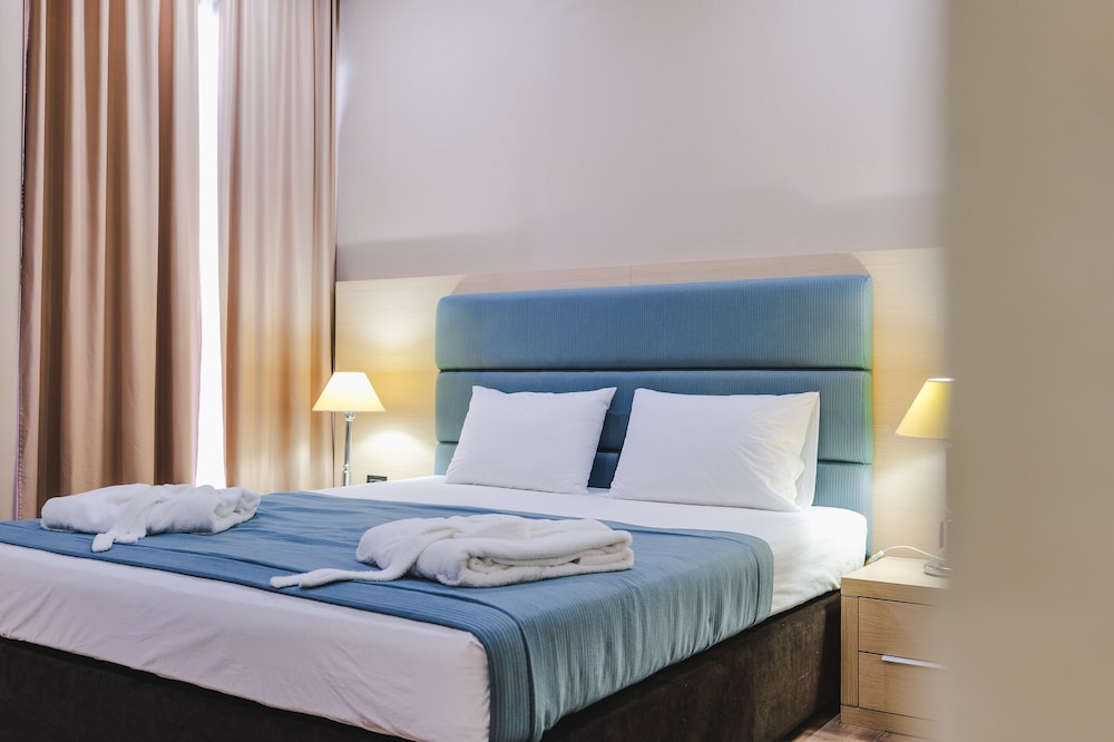 Suite, King Bed, Sea View