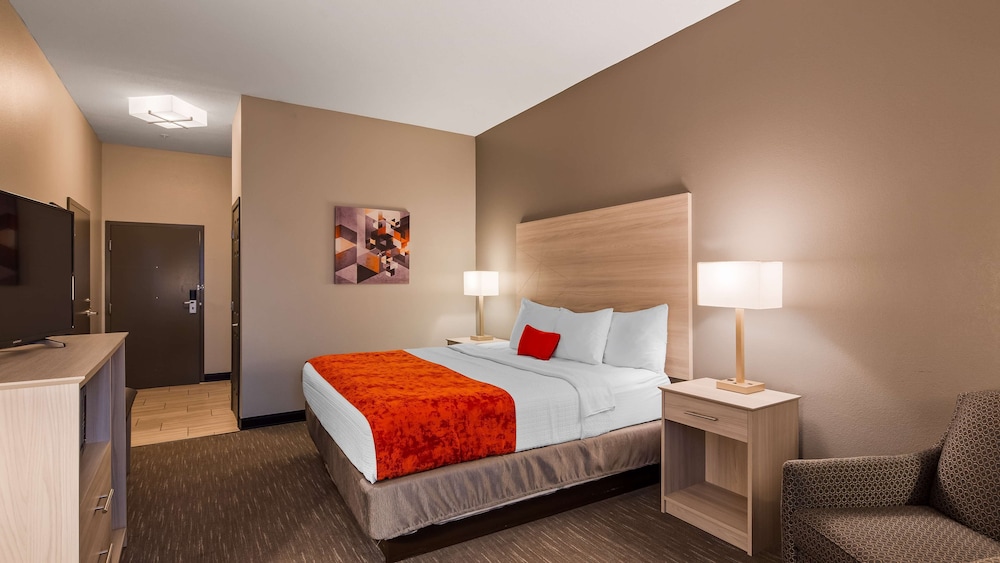 Best Western Plus New Cumberland Inn & Suites 16/35