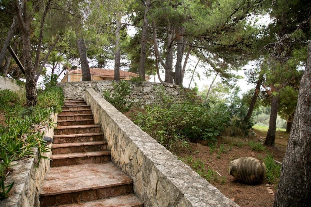 Almyros Studios And Apartments 28/44