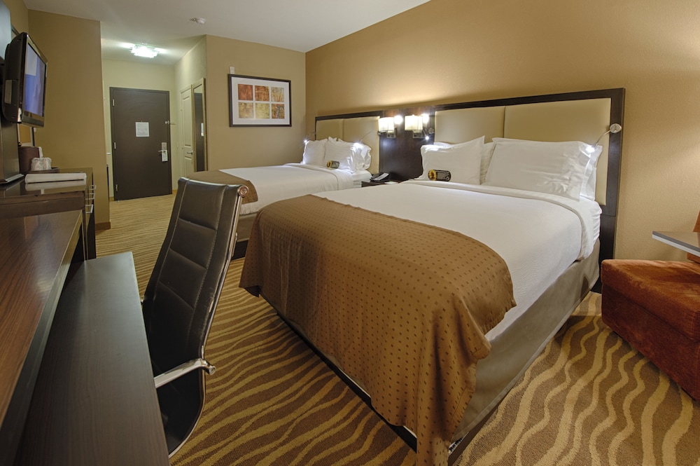 DoubleTree by Hilton Houston Westchase 13/39