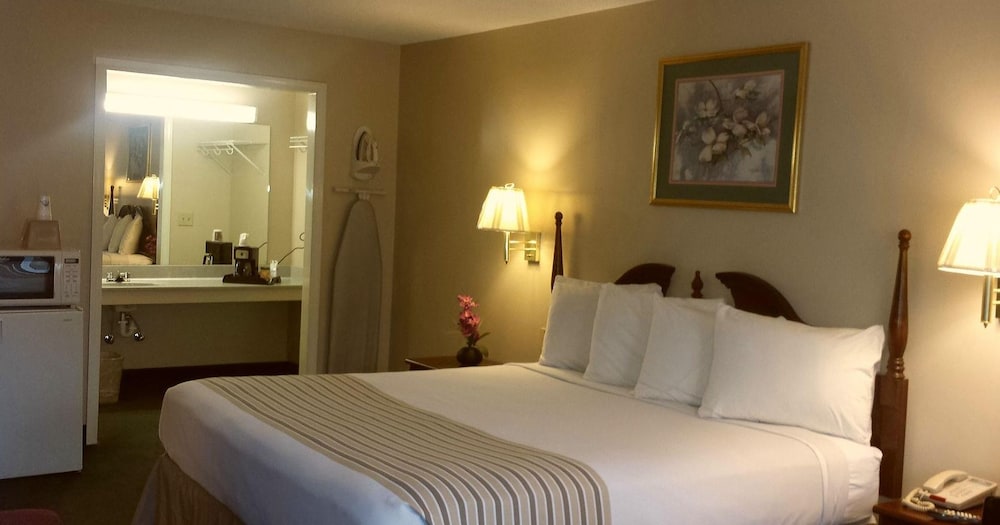 Americas Best Value Inn Rome 19/50