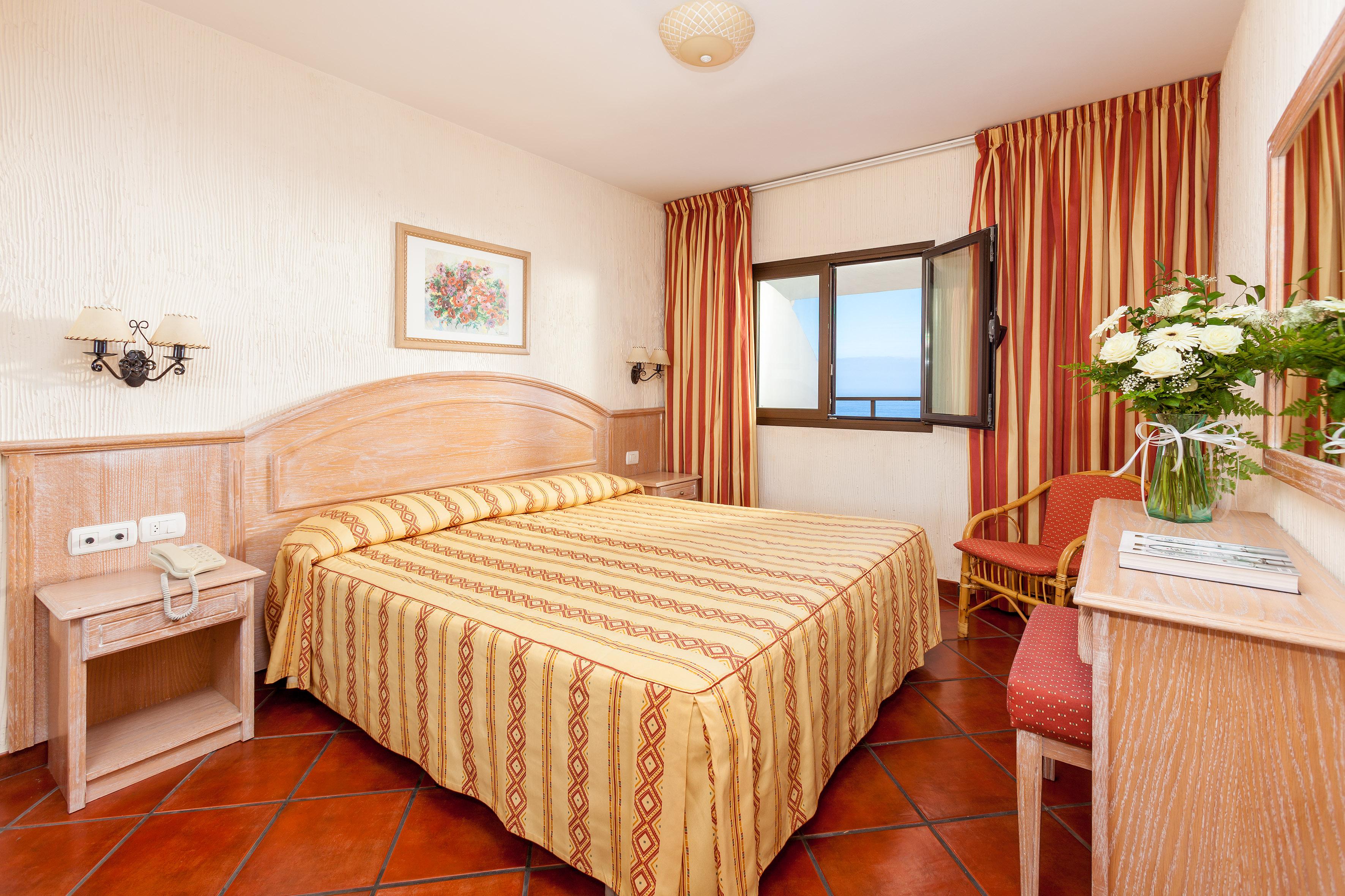 Apartment, Balcony or Terrace