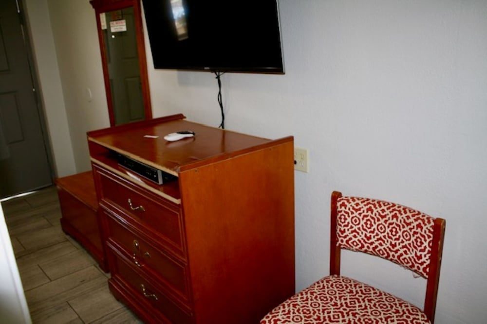 Budget Inn Jonesboro 5/32