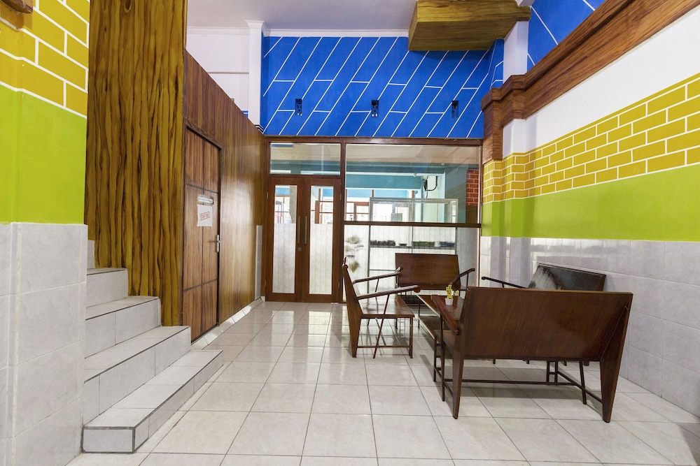 OYO 3720 Homestay Gayatri Janti 10/27