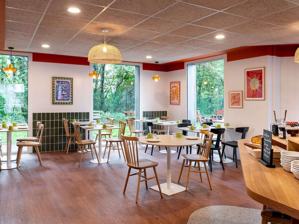 ibis Styles Prevessin Geneve Aeroport 35/50