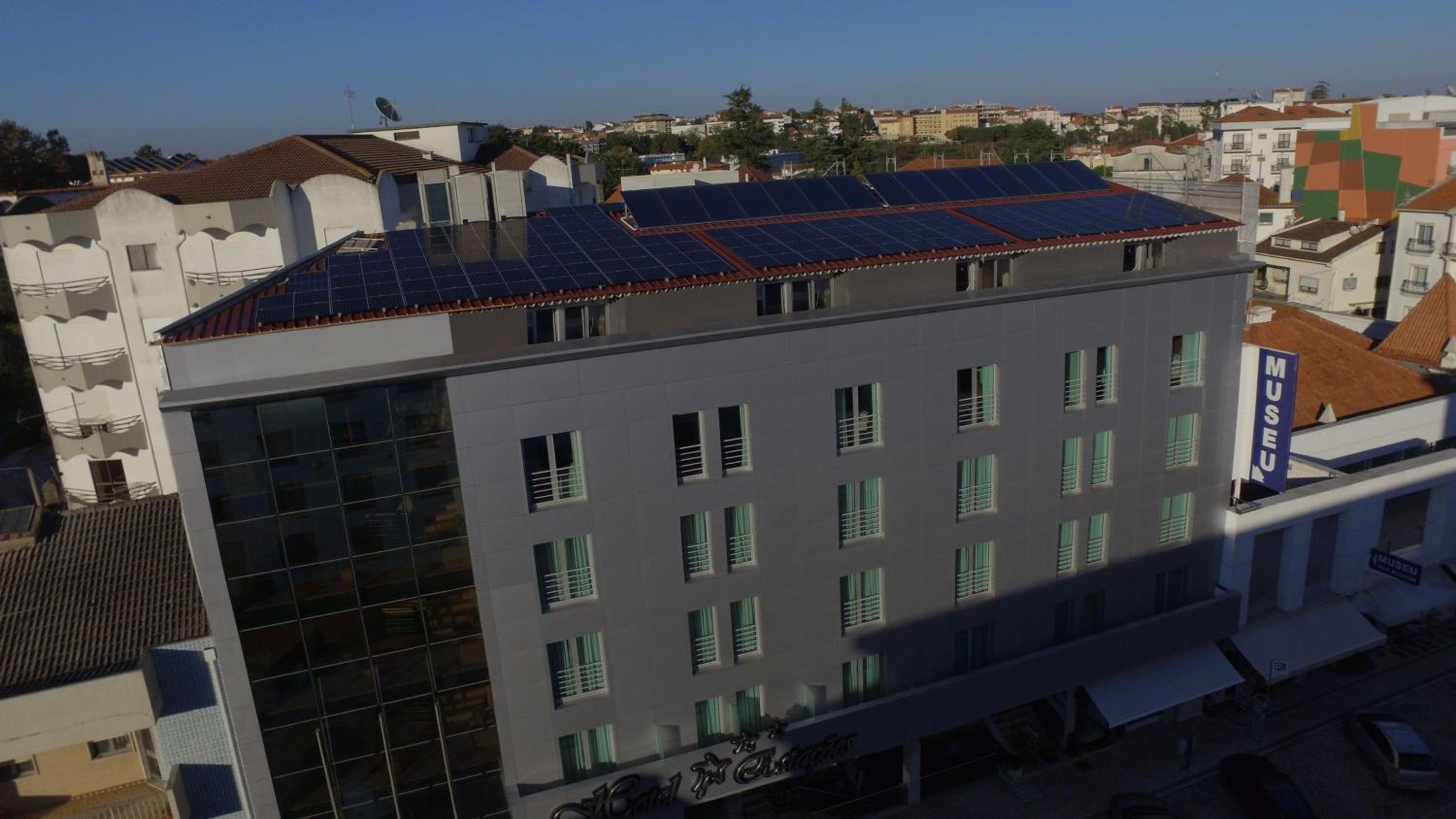Hotel 4 Estacoes 2/50