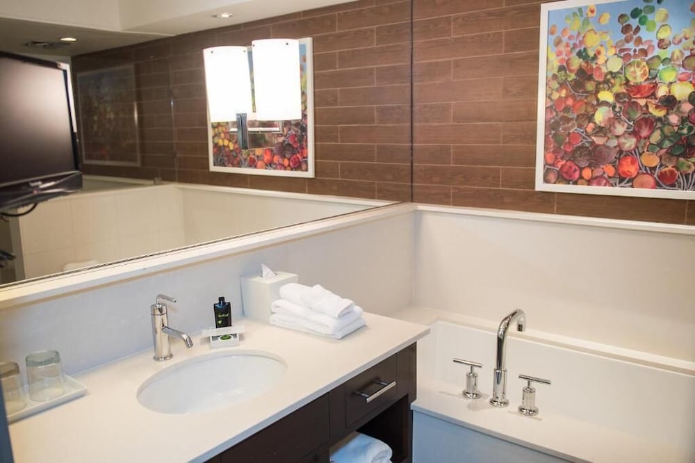 City Loft Hotel 55/59