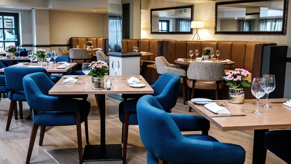 Villiers Hotel Buckingham 30/47