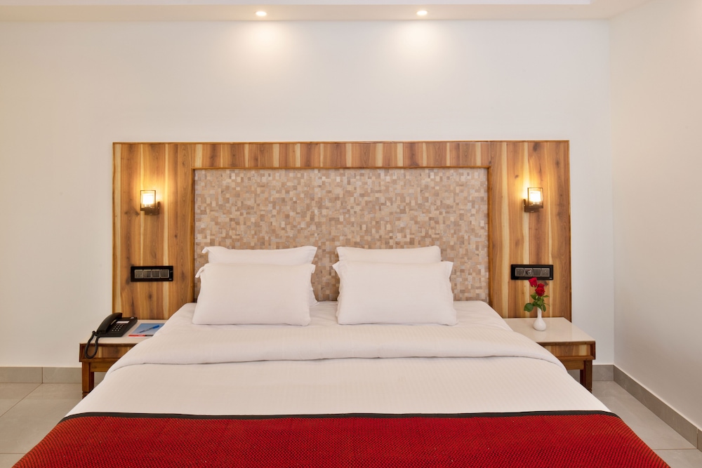 SWAGATH HOLIDAY RESORTS 8/34