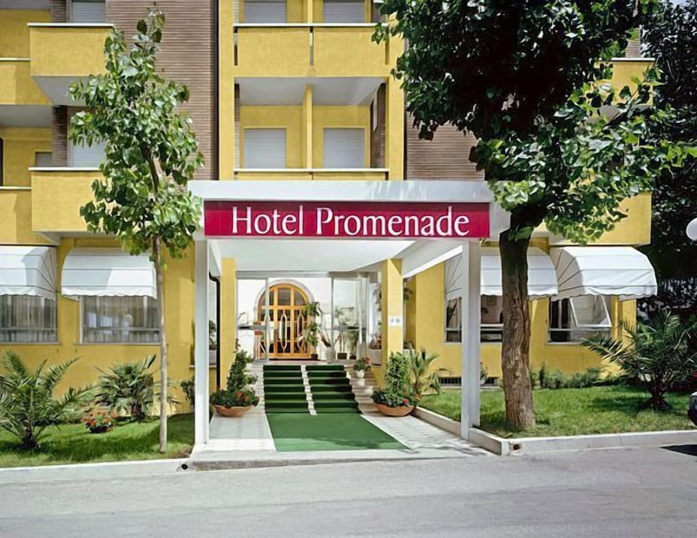 Hotel Promenade 2/50