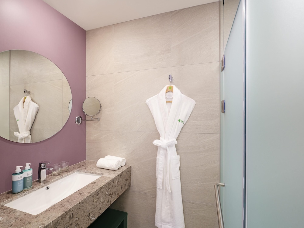 ibis Styles Ambassador Incheon Airport 48/49