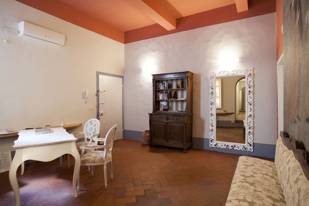 Home in Florence B&B 35/45