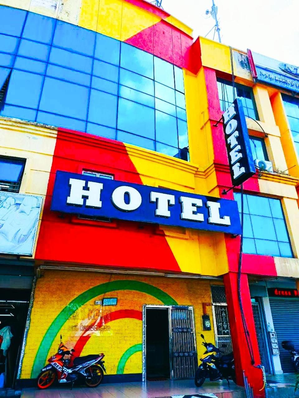 NEW WAVE HOTEL SERI KEMBANGAN 2/33