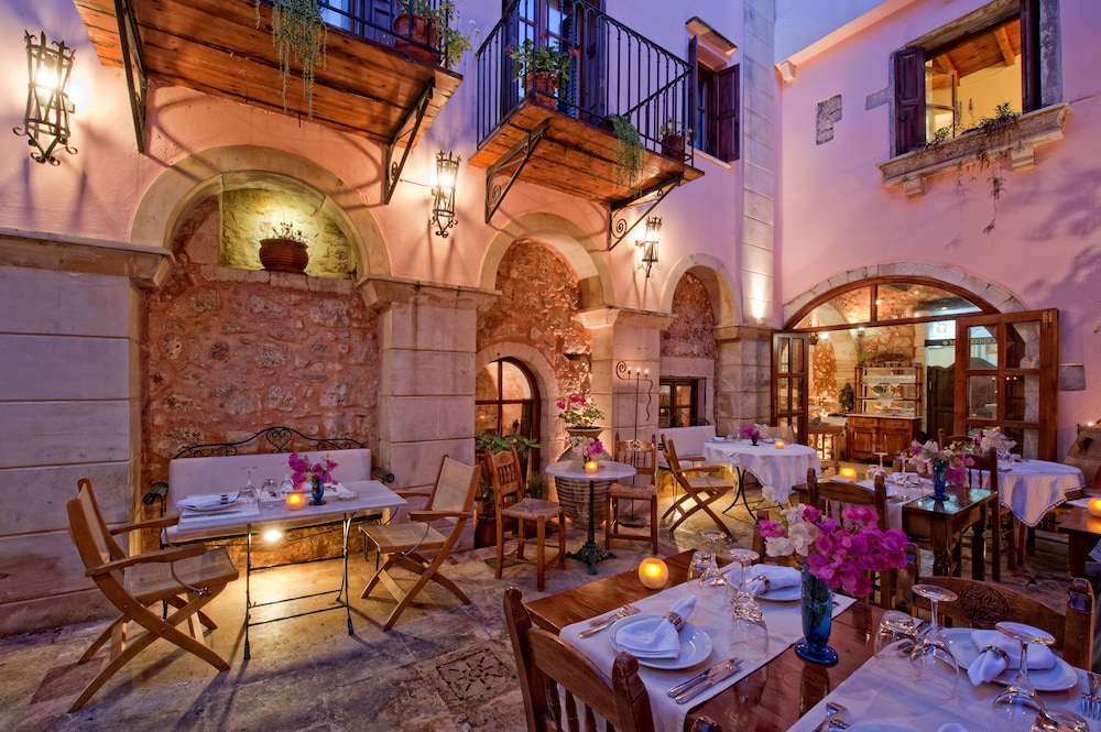 Veneto Boutique Hotel 66/77